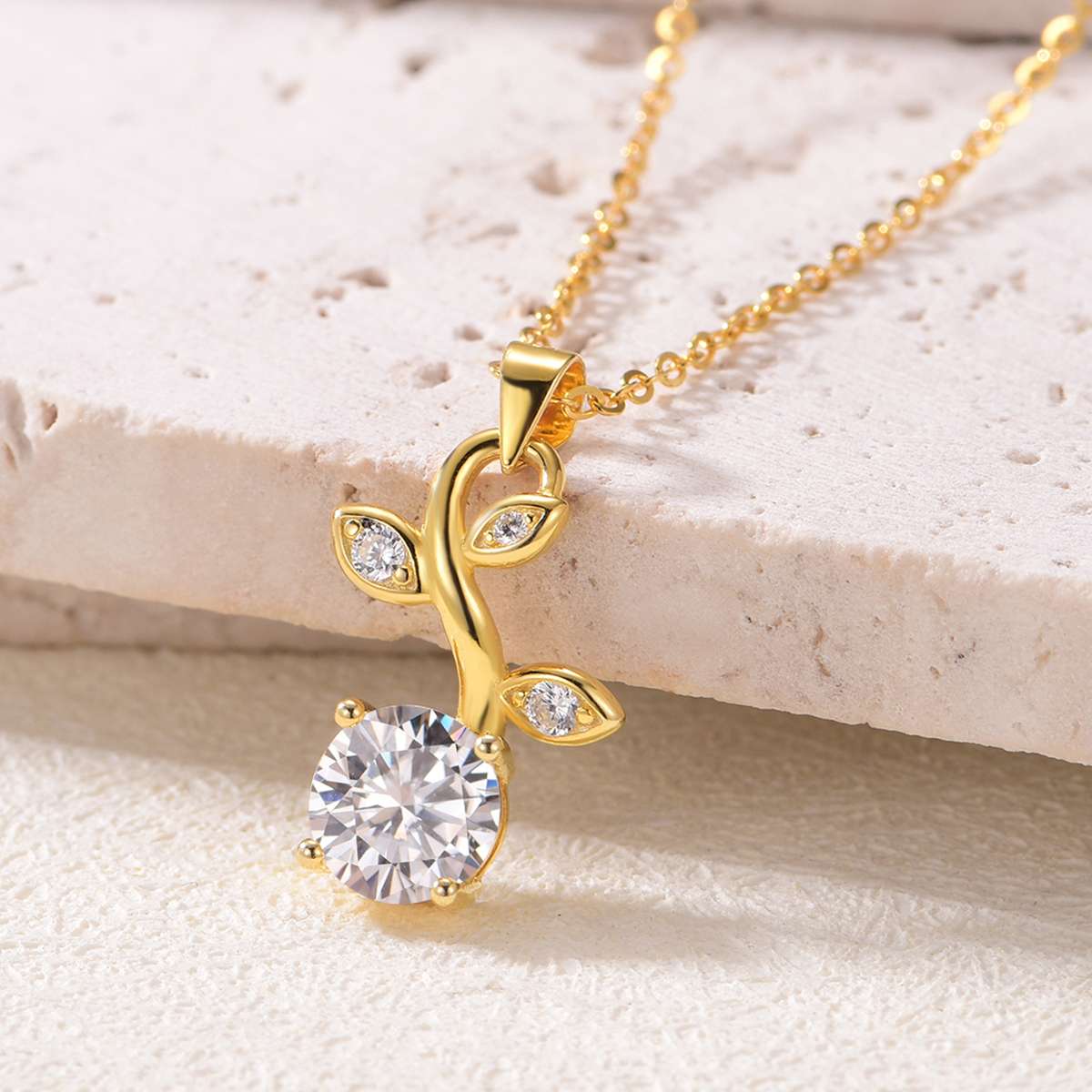 Everleaf Moissanite Necklace